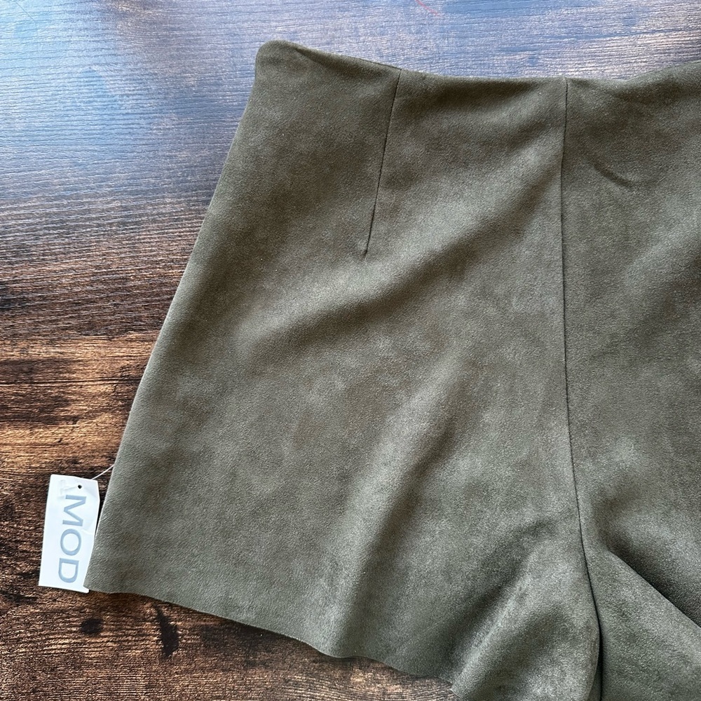 Mod Olive Skirt/Skort NWT Medium - Picture 8 of 13